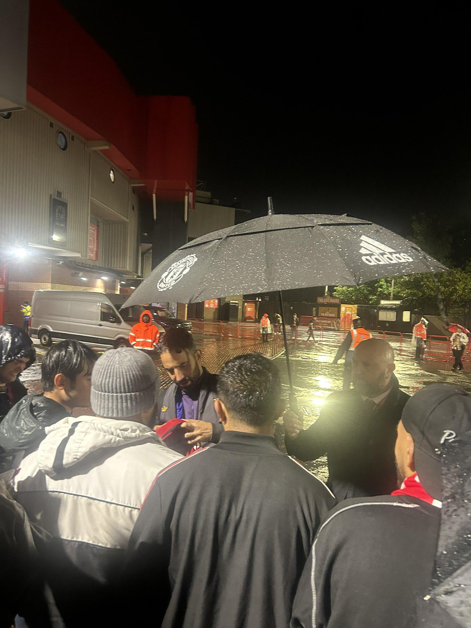 万英镑, dingy 万英镑, dingy